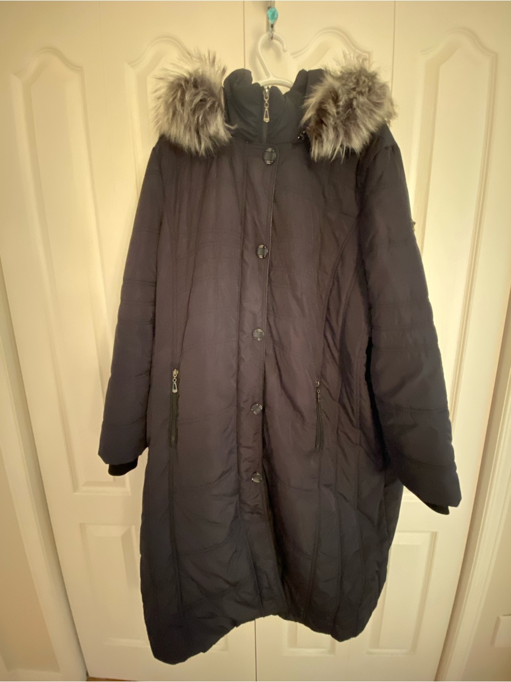 Women's Navy Faux-Fur Trim Long Puffer Coat
